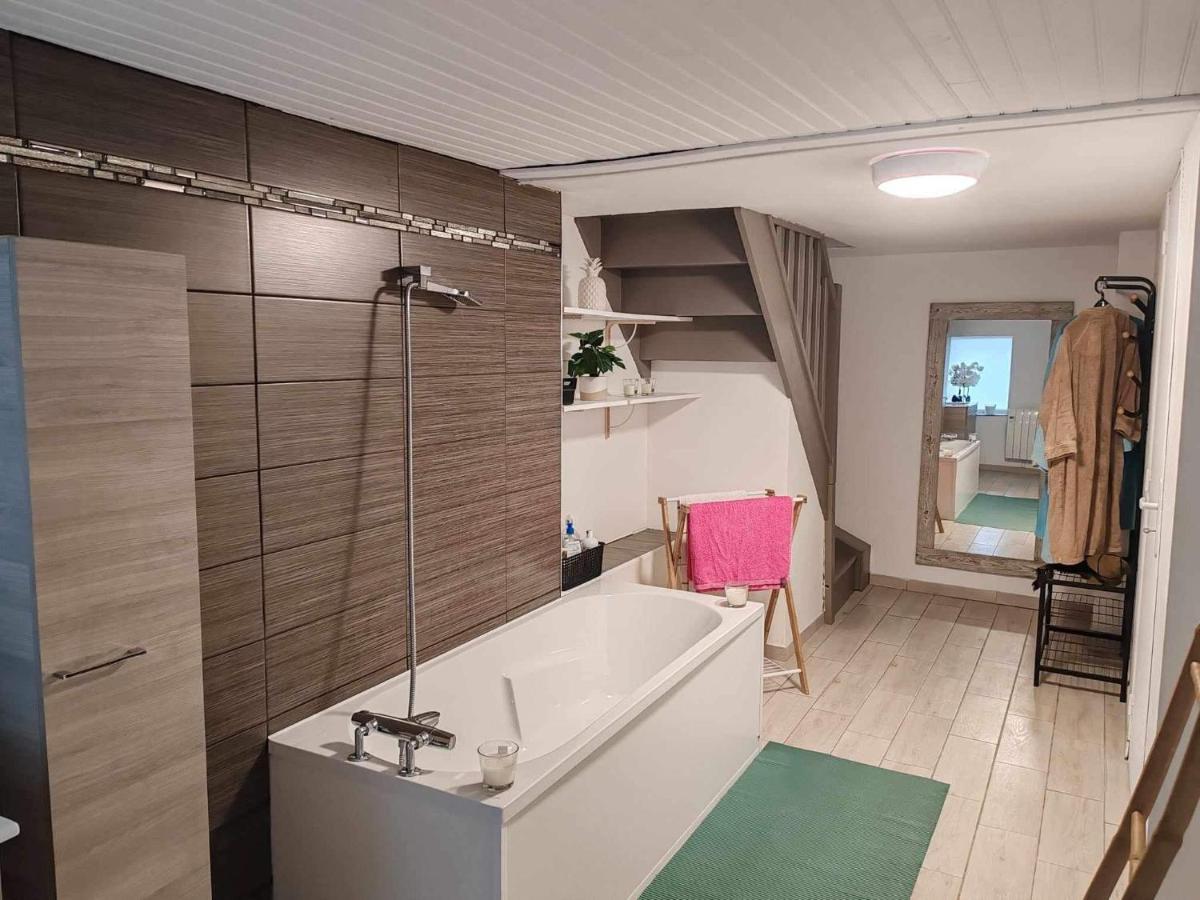 Вилла Chez Gwen Et Marie Bogny-sur-Meuse Экстерьер фото